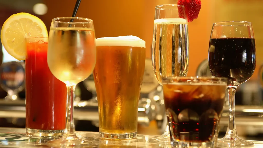 Damons_Happy_Hour